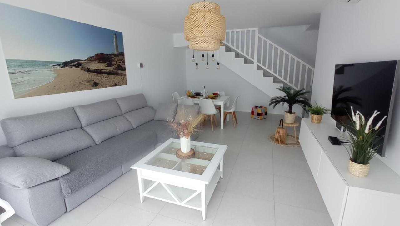 VILLA TRAFALGAR, magnífica casa en la costa ideal para familias que buscan tranquilidad Playa Blanca  Exterior foto