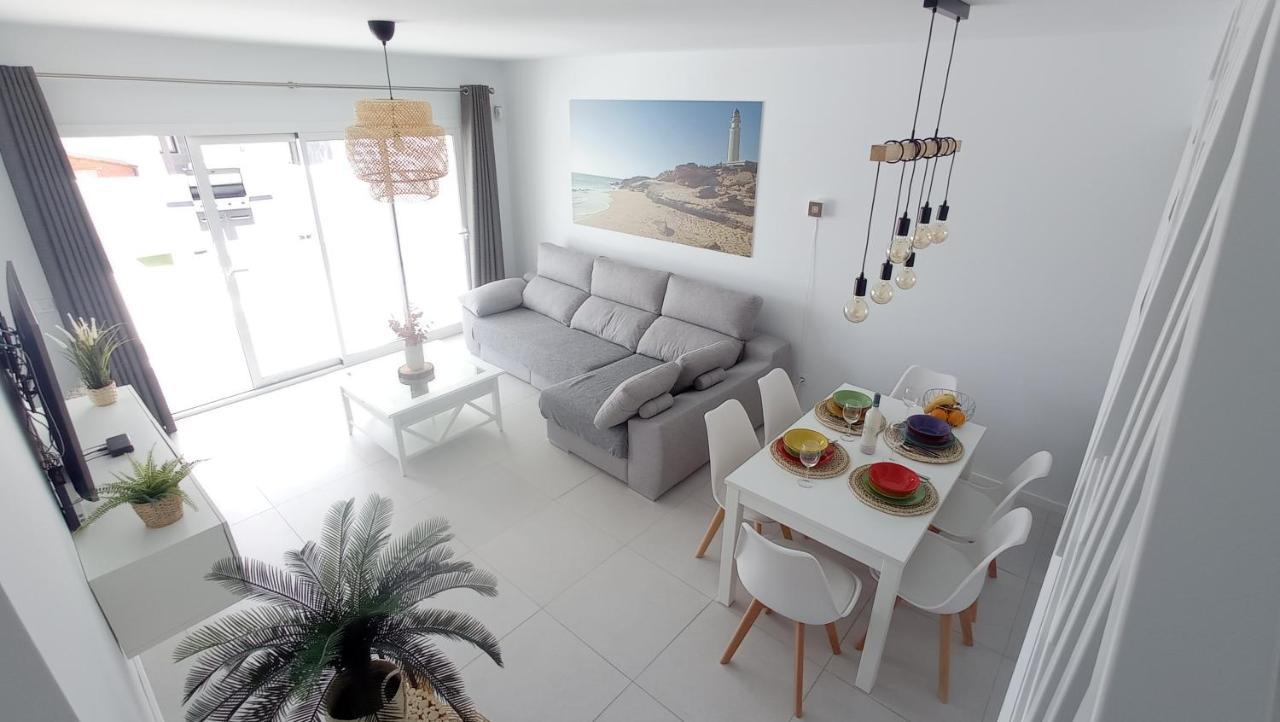 VILLA TRAFALGAR, magnífica casa en la costa ideal para familias que buscan tranquilidad Playa Blanca  Exterior foto
